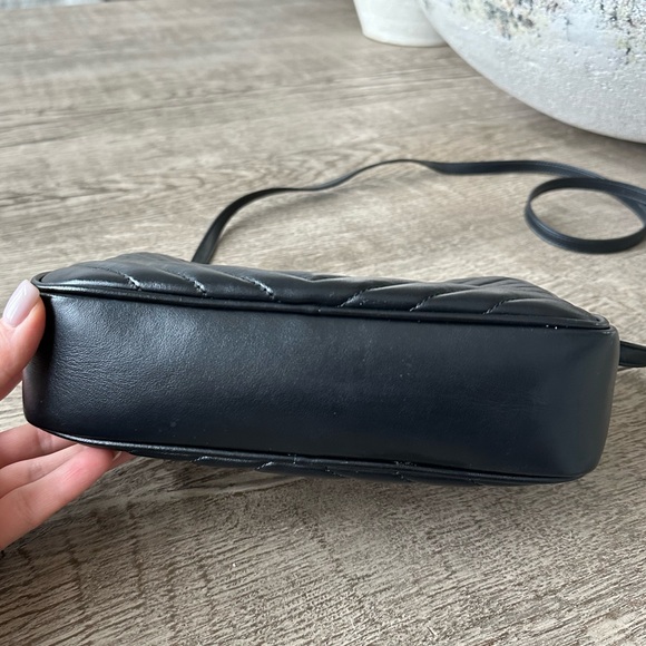 Lou Medium YSL Camera Bag with Pocket in Quilted Leather - Picture 4 of 6